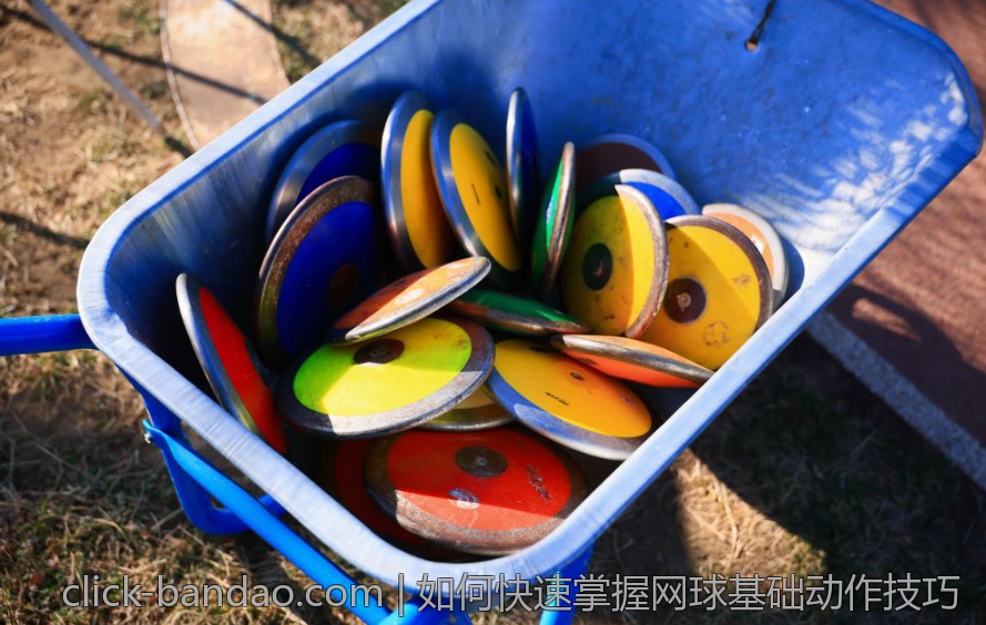 如何快速掌握网球基础动作技巧